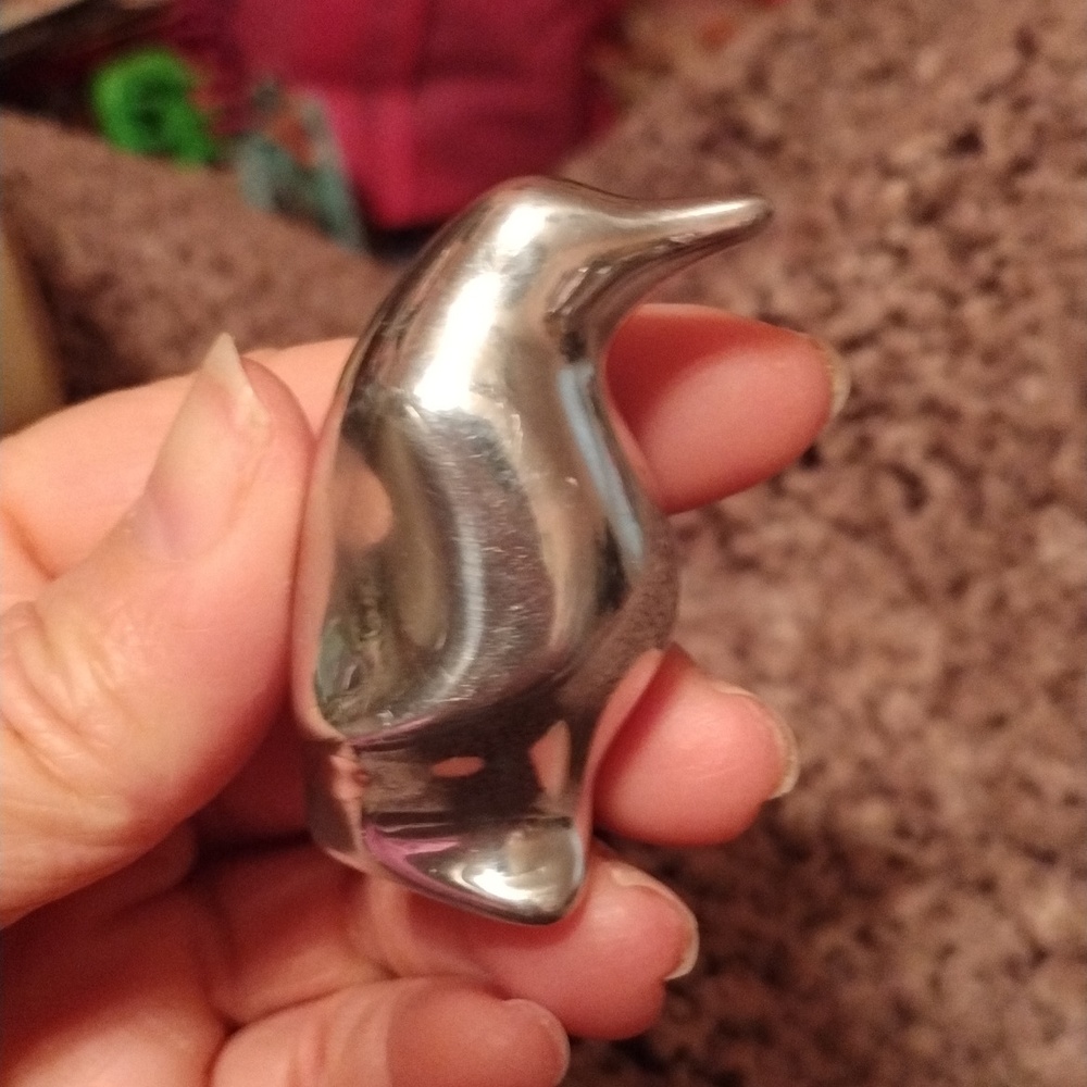 Small Vintage Hoselton Penguin Aluminum Sculpture from the 80s and Apple Timer